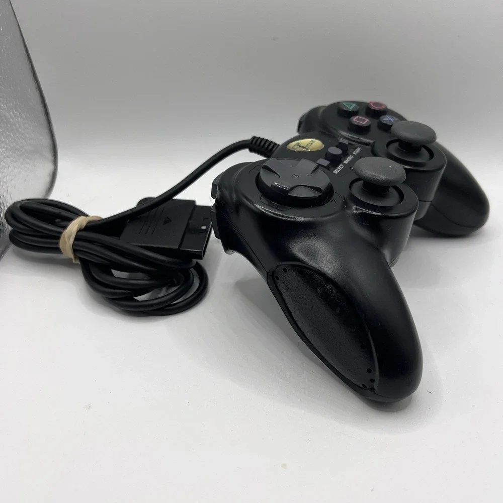 Titan Playstation 1 & 2 Advanced Wired Black Controller PS1 PS2 Tested & Working